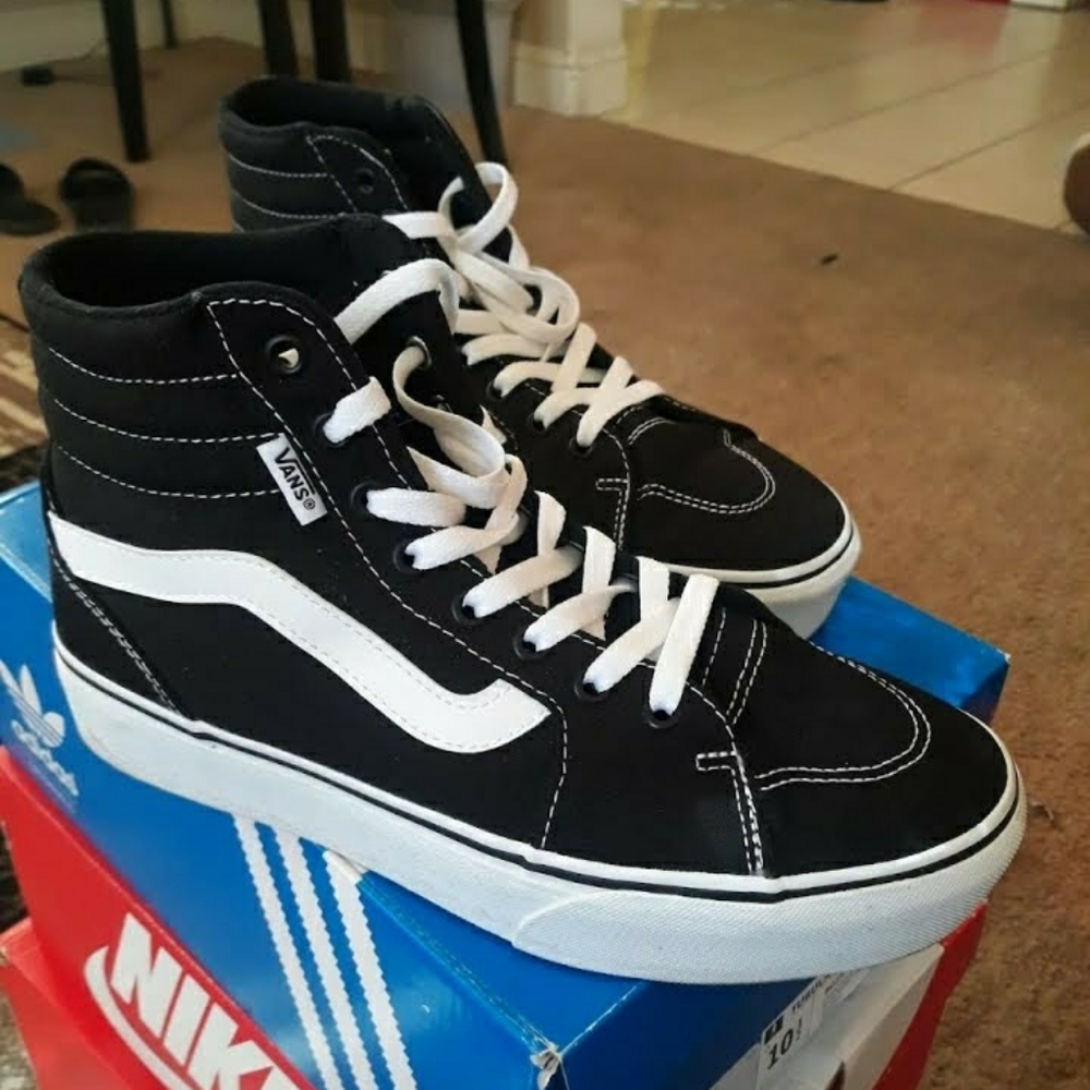 Womens Van's Sk8 Hi Top Shoes